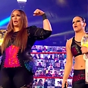 WWE_Monday_Night_Raw_2020_10_19_1080p_HDTV_x264-Star_mkv0047.jpg