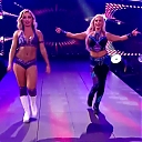WWE_Monday_Night_Raw_2020_10_19_1080p_HDTV_x264-Star_mkv0051.jpg