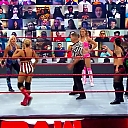 WWE_Monday_Night_Raw_2020_10_19_1080p_HDTV_x264-Star_mkv0129.jpg