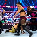 WWE_Monday_Night_Raw_2020_10_19_1080p_HDTV_x264-Star_mkv0177.jpg