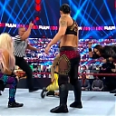 WWE_Monday_Night_Raw_2020_10_19_1080p_HDTV_x264-Star_mkv0178.jpg
