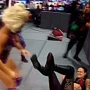 WWE_Monday_Night_Raw_2020_10_19_1080p_HDTV_x264-Star_mkv0202.jpg