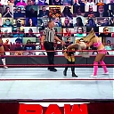 WWE_Monday_Night_Raw_2020_10_19_1080p_HDTV_x264-Star_mkv0250.jpg