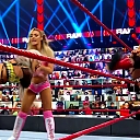 WWE_Monday_Night_Raw_2020_10_19_1080p_HDTV_x264-Star_mkv0257.jpg