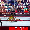WWE_Monday_Night_Raw_2020_10_19_1080p_HDTV_x264-Star_mkv0281.jpg