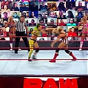 WWE_Monday_Night_Raw_2020_10_19_1080p_HDTV_x264-Star_mkv0288.jpg