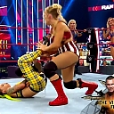 WWE_Monday_Night_Raw_2020_10_19_1080p_HDTV_x264-Star_mkv0295.jpg