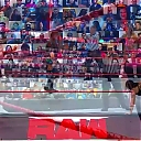WWE_Monday_Night_Raw_2020_10_19_1080p_HDTV_x264-Star_mkv0316.jpg