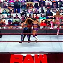 WWE_Monday_Night_Raw_2020_10_19_1080p_HDTV_x264-Star_mkv0322.jpg
