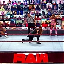 WWE_Monday_Night_Raw_2020_10_19_1080p_HDTV_x264-Star_mkv0338.jpg