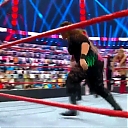 WWE_Monday_Night_Raw_2020_10_19_1080p_HDTV_x264-Star_mkv0342.jpg
