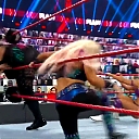WWE_Monday_Night_Raw_2020_10_19_1080p_HDTV_x264-Star_mkv0343.jpg
