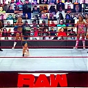 WWE_Monday_Night_Raw_2020_10_19_1080p_HDTV_x264-Star_mkv0350.jpg