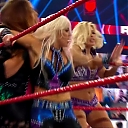 WWE_Monday_Night_Raw_2020_10_19_1080p_HDTV_x264-Star_mkv0352.jpg