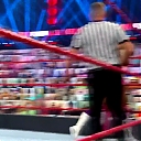 WWE_Monday_Night_Raw_2020_10_19_1080p_HDTV_x264-Star_mkv0357.jpg