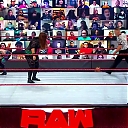 WWE_Monday_Night_Raw_2020_10_19_1080p_HDTV_x264-Star_mkv0360.jpg