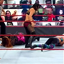 WWE_Monday_Night_Raw_2020_10_19_1080p_HDTV_x264-Star_mkv0378.jpg