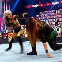 WWE_Monday_Night_Raw_2020_10_19_1080p_HDTV_x264-Star_mkv0404.jpg