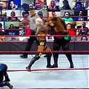 WWE_Monday_Night_Raw_2020_10_19_1080p_HDTV_x264-Star_mkv0405.jpg