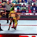 WWE_Monday_Night_Raw_2020_10_19_1080p_HDTV_x264-Star_mkv0424.jpg