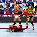 WWE_Monday_Night_Raw_2020_10_19_1080p_HDTV_x264-Star_mkv0428.jpg