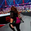 WWE_Monday_Night_Raw_2020_10_19_1080p_HDTV_x264-Star_mkv0443.jpg