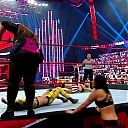 WWE_Monday_Night_Raw_2020_10_19_1080p_HDTV_x264-Star_mkv0447.jpg