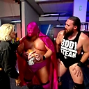 WWE_Monday_Night_Raw_2020_10_19_1080p_HDTV_x264-Star_mkv0503.jpg