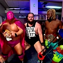 WWE_Monday_Night_Raw_2020_10_19_1080p_HDTV_x264-Star_mkv0510.jpg