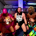 WWE_Monday_Night_Raw_2020_10_19_1080p_HDTV_x264-Star_mkv0511.jpg