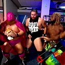 WWE_Monday_Night_Raw_2020_10_19_1080p_HDTV_x264-Star_mkv0513.jpg