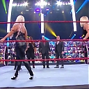 WWE_Monday_Night_Raw_2020_10_26_720p_HDTV_x264-NWCHD_mp40184.jpg