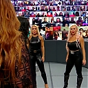 WWE_Monday_Night_Raw_2020_11_09_1080p_HDTV_x264-Srar_mkv0209.jpg
