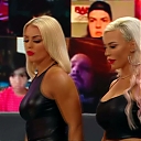 WWE_Monday_Night_Raw_2020_11_09_1080p_HDTV_x264-Srar_mkv0227.jpg