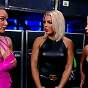 WWE_Monday_Night_Raw_2020_11_09_1080p_HDTV_x264-Srar_mkv0275.jpg