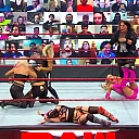 WWE_Monday_Night_Raw_2020_11_09_1080p_HDTV_x264-Srar_mkv0622.jpg