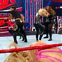 WWE_Monday_Night_Raw_2020_11_09_1080p_HDTV_x264-Srar_mkv0633.jpg