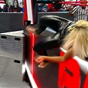 WWE_Monday_Night_Raw_2020_11_09_1080p_HDTV_x264-Srar_mkv0639.jpg