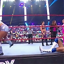 WWE_Monday_Night_Raw_2020_11_16_720p_HDTV_x264-NWCHD_mp41180.jpg