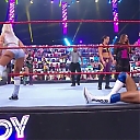 WWE_Monday_Night_Raw_2020_11_16_720p_HDTV_x264-NWCHD_mp41181.jpg
