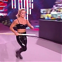 WWE_Monday_Night_Raw_2020_12_14_720p_HDTV_x264-NWCHD_mp40115.jpg