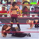 WWE_Monday_Night_Raw_2020_12_14_720p_HDTV_x264-NWCHD_mp40132.jpg