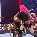 WWE_Monday_Night_Raw_2020_12_14_720p_HDTV_x264-NWCHD_mp40141.jpg