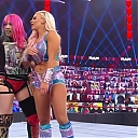 WWE_Monday_Night_Raw_2020_12_14_720p_HDTV_x264-NWCHD_mp40190.jpg