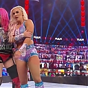 WWE_Monday_Night_Raw_2020_12_14_720p_HDTV_x264-NWCHD_mp40191.jpg