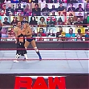 WWE_Monday_Night_Raw_2021_01_25_720p_HDTV_x264-NWCHD_mp40403.jpg