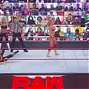 WWE_Monday_Night_Raw_2021_01_25_720p_HDTV_x264-NWCHD_mp40572.jpg