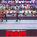 WWE_Monday_Night_Raw_2021_01_25_720p_HDTV_x264-NWCHD_mp40586.jpg