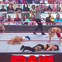 WWE_Monday_Night_Raw_2021_01_25_720p_HDTV_x264-NWCHD_mp40934.jpg