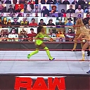 WWE_Monday_Night_Raw_2021_02_01_720p_HDTV_x264-NWCHD_mp40203.jpg
